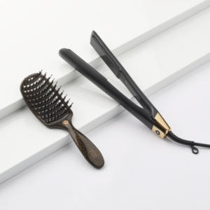 SERENITY STYLER + GLOSS AIR BRUSH · GOLD AW26